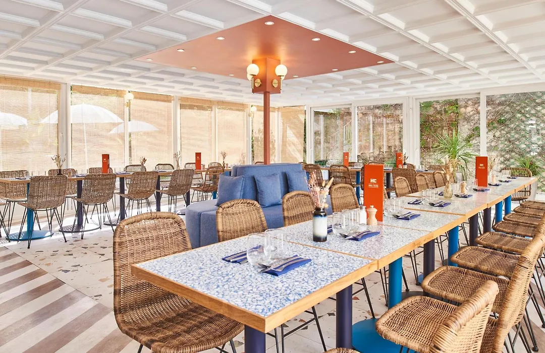 Hotel Chromatics & Restaurant Hill Club By Happyculture-1